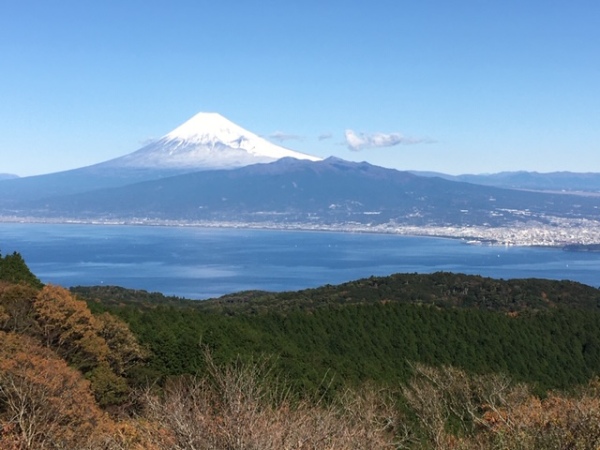 夫婦キャンピングカーの旅