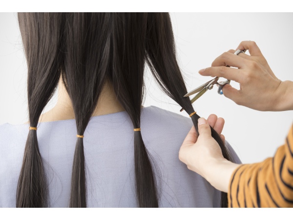 「ヘアドネーション」が流行中