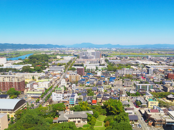 久留米市内と、遠くに筑後川