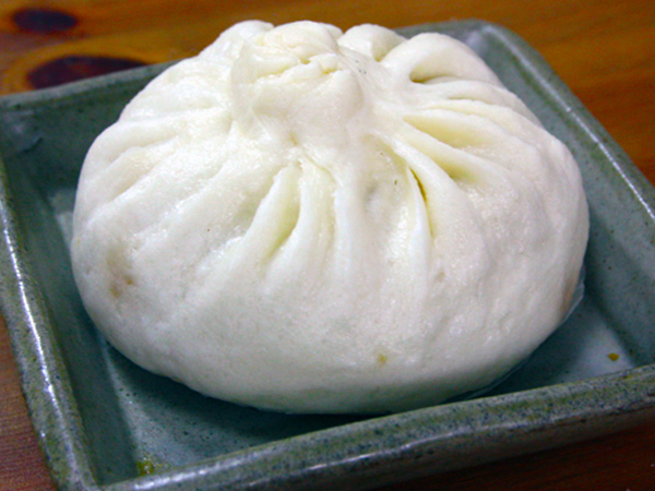 横浜中華街「頂好食品」の肉まん