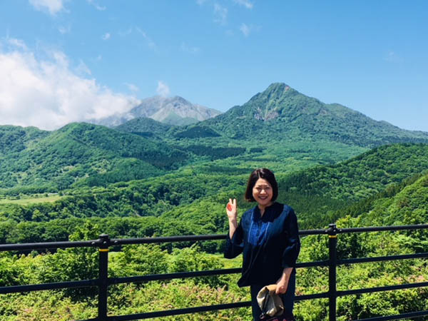 鬼女台展望休憩所にて。