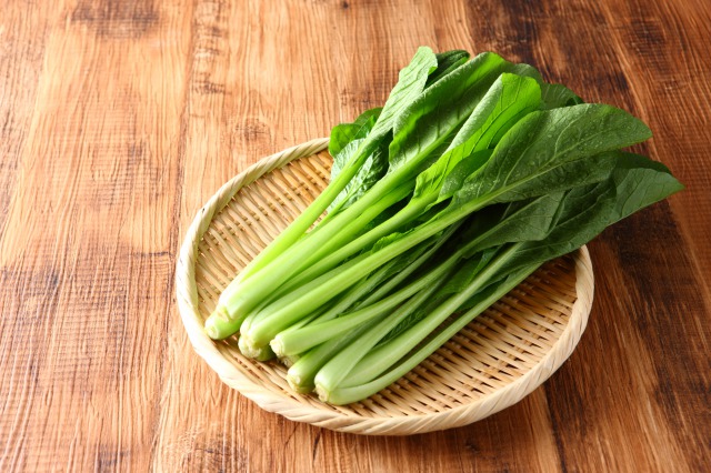 冬が旬!AGEを増やさない小松菜レシピ