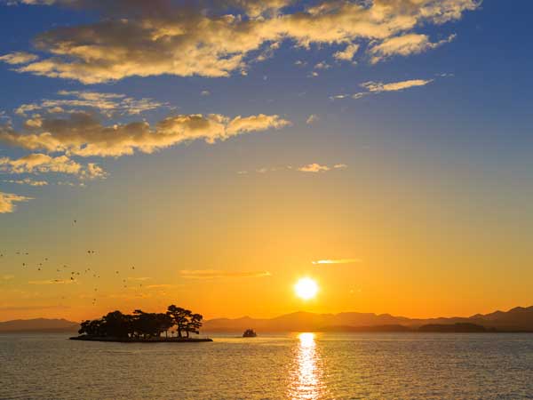 道湖の夕景